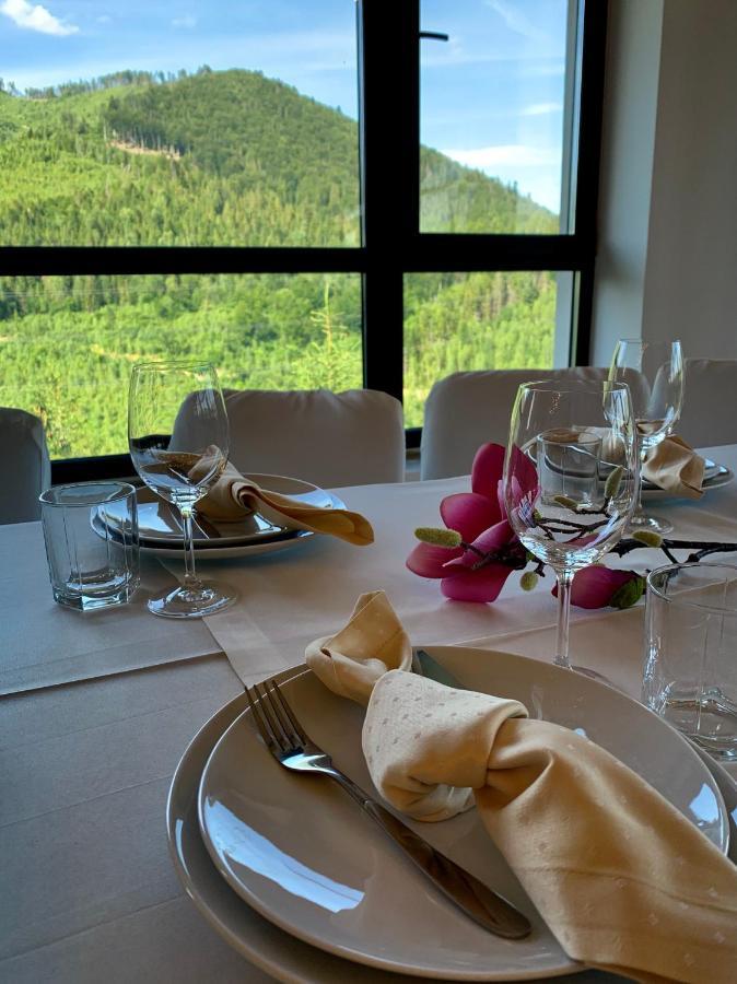 Hotel Карпатський Затишок Slavske Esterno foto