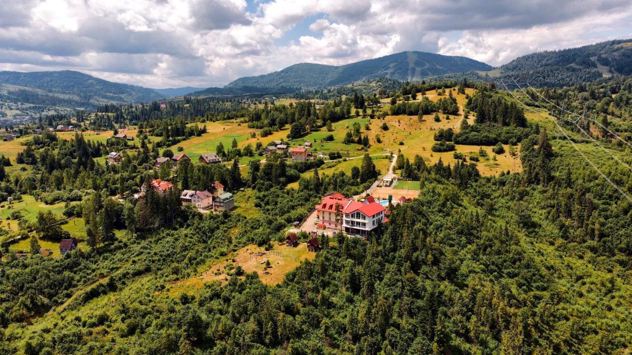 Hotel Карпатський Затишок Slavske Esterno foto
