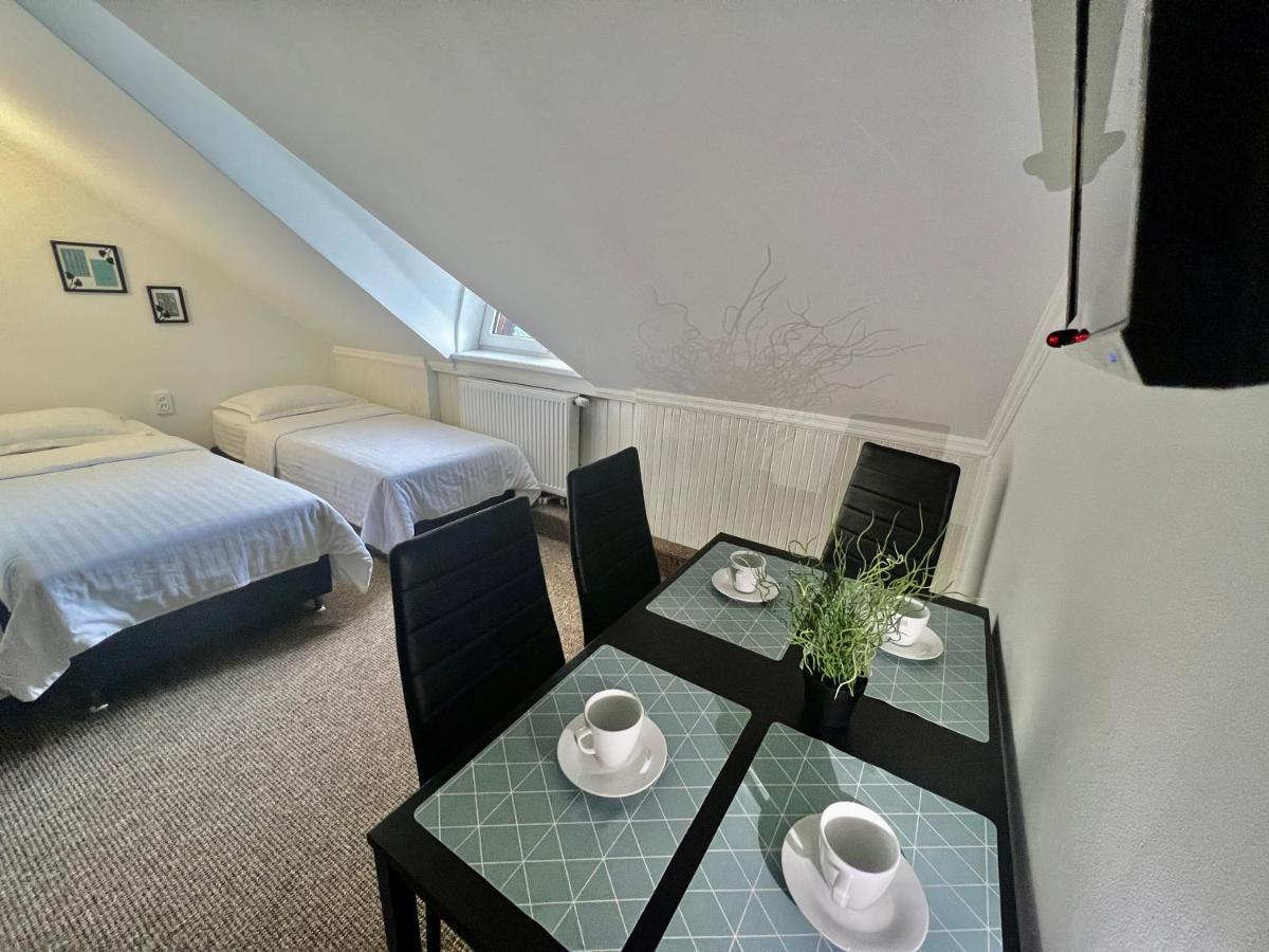Hotel Карпатський Затишок Slavske Esterno foto