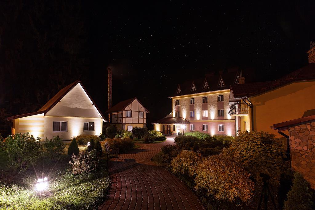Hotel Карпатський Затишок Slavske Esterno foto